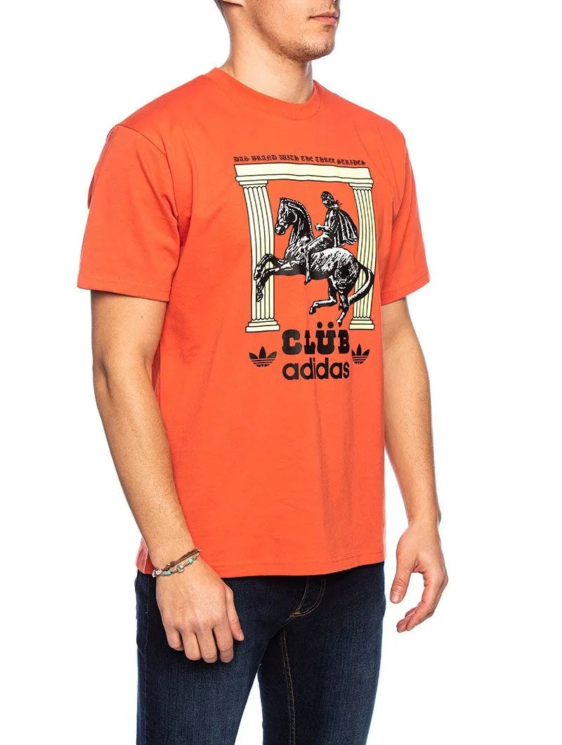 CLUBPILLARSTEE T-SHIRT IN ORANGE